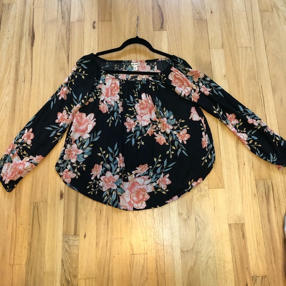 Billabong Tops - Billabong Floral Off the shoulder top